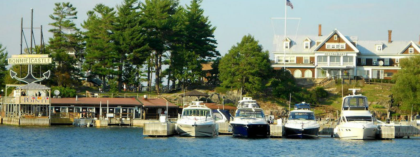 Bonnie Castle Resort & Marina Alexandria Bay Exterior photo